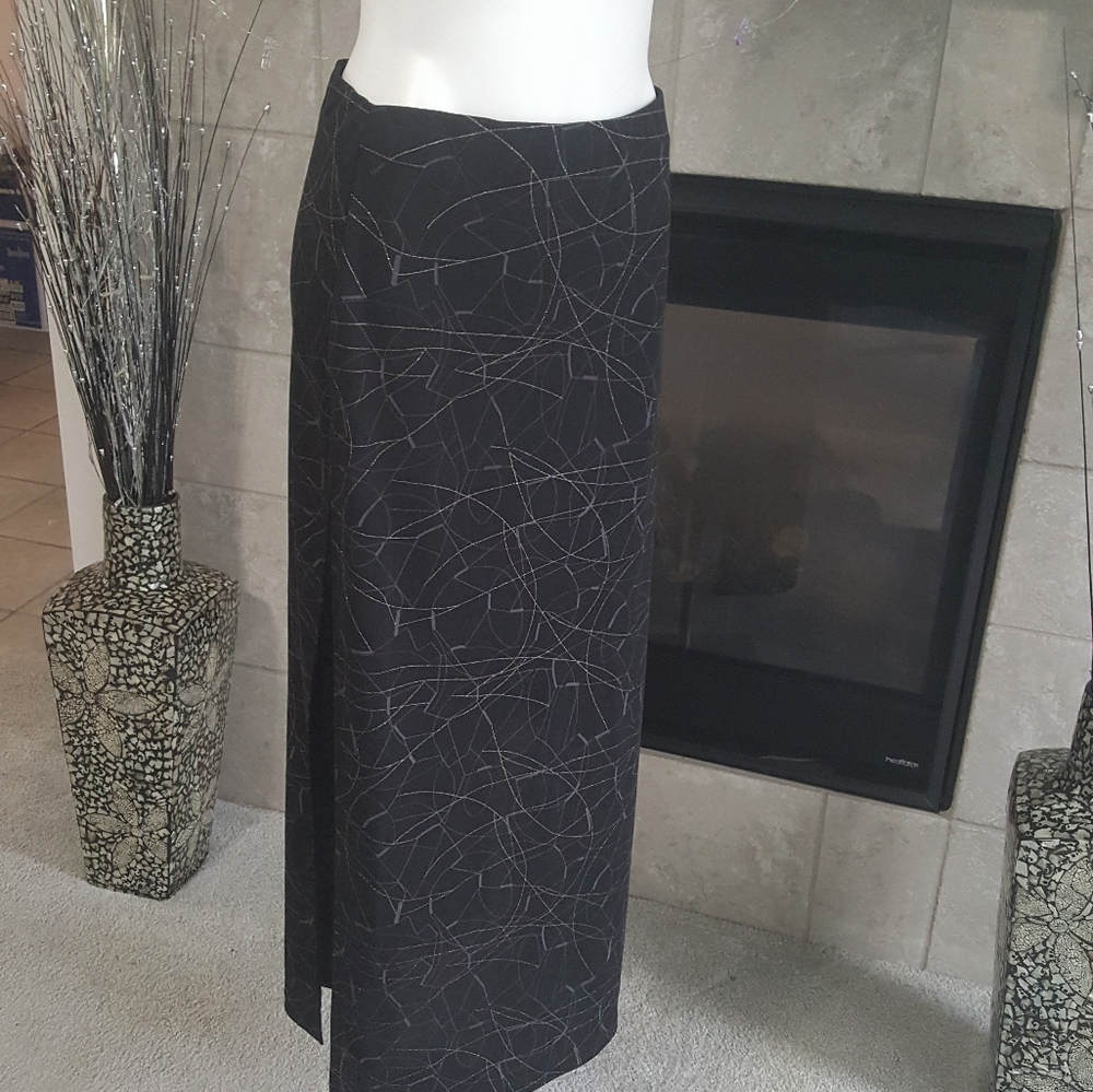 GANTOS geo print side split skirt. Large